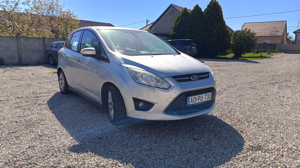 Ford C-max 1.6 tdci 115le 2012/4  237000km 1,49m&nbsp;ft