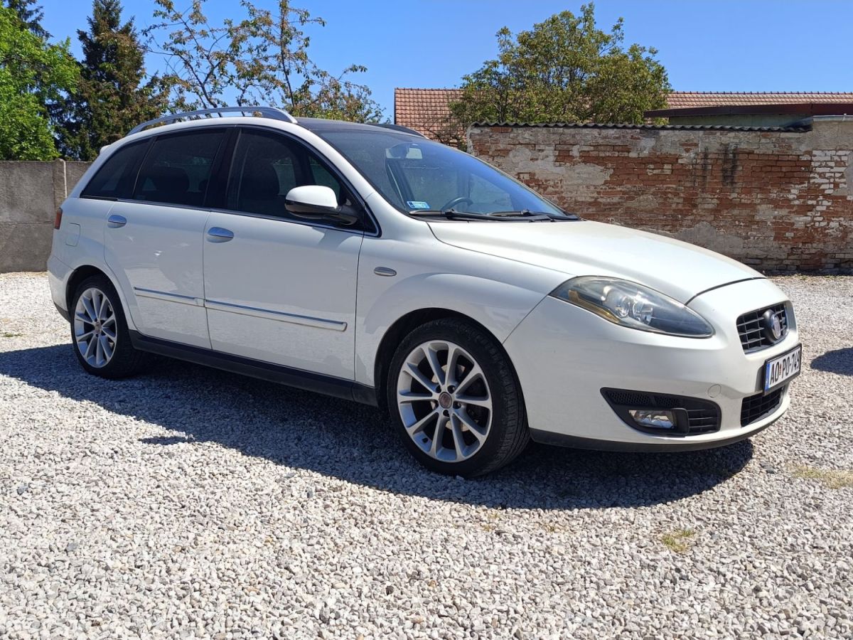 Fiat Croma 1.9 mjet 150le 2010/6 270000km&nbsp;1.290.000